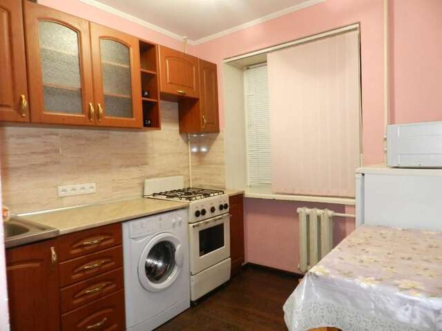 Апартаменты 1-room Apartment on Shkilna Street 13. Center Запорожье-15