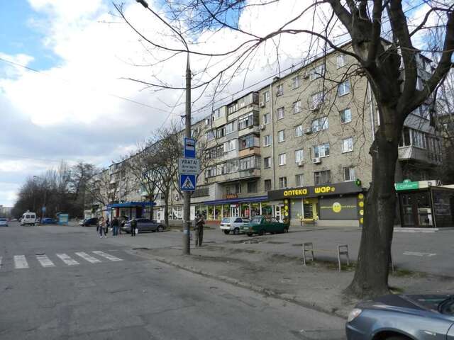 Апартаменты 1-room Apartment on Shkilna Street 13. Center Запорожье-20