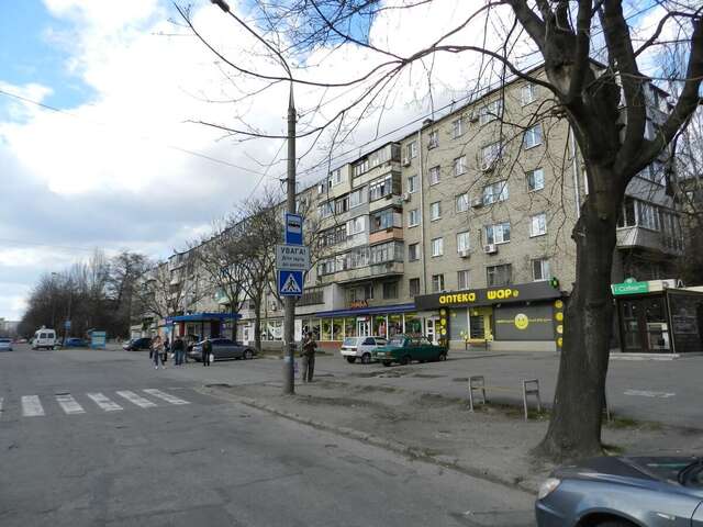 Апартаменты 1-room Apartment on Shkilna Street 13. Center Запорожье-11